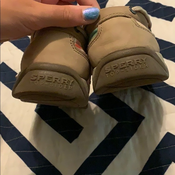 Women’s sperry shoe - Picture 3 of 3